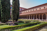 <center>Couvent de Jacobins.</center>Le cloître.