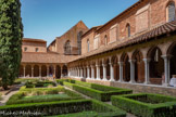 <center>Couvent de Jacobins.</center>Le cloître.