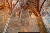<center>Couvent de Jacobins.</center>La chapelle Saint-Antonin. Les murs présentent des peintures de la vie de saint Antonin, patron de la cathédrale de Pamiers.