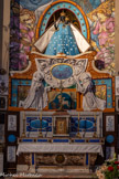 <center>Basilique Notre-Dame de la Daurade.</center>La ferveur des fidèles fut telle que les armées de chandelles transformèrent la couleur de la seconde vierge exposée. Ainsi, dès le XVIe siècle, Notre-Dame la Brune fut connue sous le nom de Notre-Dame La Noire. Cette statue a, dit-on, de nombreux miracles à son actif. En particulier, elle aurait sauvé le quartier Saint-Michel d'un incendie en 1672.
La statue fut brûlée à la Révolution, en 1799, sur la place du Capitole. En 1807, une nouvelle statue fut sculptée par Jean-Louis Ajon d'après les souvenirs que l'on avait de l'ancienne vierge brûlée.
La statue actuelle mesure environ deux mètres de hauteur. Afin de renouveler sa garde robe usée, les paroissiens de la basilique ont lancé un appel aux plus grandes maisons de haute couture française. La couronne de la Vierge et celle de l'Enfant sont classés