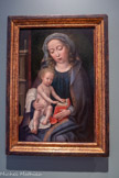 <center>Hôtel d’Assézat avec Fondation Bemberg.</center>ADRIAEN ISENBRANDT
(atelier ou entourage de) (1480-1551)
Vierge à l’enfant
Première moitié du 16e siècle Huile sur bois.