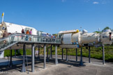 <center>Cité de l’Espace </center>A gauche, le module de base.
1er et principal module de la station Le module de base est le cœur de la station. Il est composé de 4 parties : un espace de travail avec un poste de pilotage, un espace de vie et un compartiment moteur. A droite, le module Kristall.