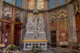 <center>Cathédrale Saint-Étienne </center>Chapelle Notre-Dame des Anges.La chapelle a été restaurée de 1872 à 1873 sous la direction de l'architecte Edmond Chambert. Elle recevra un groupe sculpté par Mathieu (élève de Falguière) la Vierge entourée d'Anges, il a également réalisé l'autel et le tabernacle néogothique.