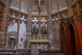 <center>Cathédrale Saint-Étienne </center>La chapelle Saint-Augustin. Au-dessus de l'autel deux copies de toiles du Pérugin du Musée des Augustins représentant saint Augustin et de saint Jean. Sur le côté gauche le buste en marbre de Jean-Augustin Germain, archevêque de Toulouse de 1899 à 1928, classé aux monuments historiques.