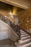 <center>La rue Croix-Baragnon.</center>Hôtel d'Andrieu de Montcalvel. Rampe d'escalier de Bernard Ortet (XVIIIème siècle).