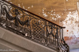 <center>La rue Croix-Baragnon.</center>Hôtel d'Andrieu de Montcalvel. Rampe d'escalier de Bernard Ortet (XVIIIème siècle).