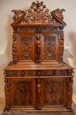 <center>Musée des arts précieux Paul-Dupuy</center>Armoire à deux corps à décors maniéristes, vers 1610. Antoine Morizot.