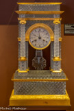 <center>Musée des arts précieux Paul-Dupuy</center>Marie Jeanne Rosalie Désarnaud
Pendule portique en cristal Paris, entre 1815 et 1828