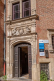 <center>Hôtel du Vieux-Raisin.</center>Porte de la grande tour.