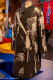 <center>Musée des Abattoirs</center>Manteau 
