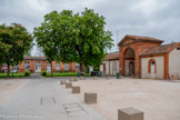 <center>La chapelle de La Grave</center>Ancienne entrée de l'hôpital.