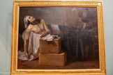 <center>Musée des Augustins</center>Joseph Roques
(Toulouse, 1754 - Toulouse, 1847)
La Mort de Marat
1793
Huile sur toile
Don de Madame Castelbou, 1888. <br>
Journaliste, député montagnard à la Convention, Jean-Paul Marat joue un rôle de premier plan dans les premières années de la Révolution française. Fréquemment accusé d’inciter à la violence, il est tué par Charlotte Corday en juillet 1793.
De nombreux hommages furent rendus à la victime, le tableau le plus célèbre étant celui de Jacques-Louis David. Connu pour avoir été le maître d’Ingres à Toulouse, Joseph Roques représente bien le corps idéalisé d’un héros mort en martyr, conformément aux canons classiques.