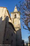 <center>L'église Saint-Sauveur.</center>L'église Saint-Sauveur n'apparaît dans les textes qu'en 1202. Elle a changé de vocable et se nommait précédemment église Notre Dame, consacrée en 1056. Elle dépend au Moyen Âge de l'abbaye de La Celle. Les Comtes de Provence, dont le logis se trouvait tout près de cette église, ont probablement contribué à son édification.