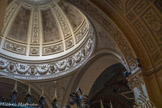 <center>La chapelle du Perpétuel Secours.  </center>La Foi, saint Augustin, l'Espérance. Portraits : Jésus, st Paul, st Jacques le Majeur, st Thomas, st Mathias, st Philippe.