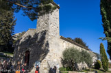 <center>La chapelle des Pénitents.</center>Elle fut construite au XIIème siècle. Elle eut une cloche bénie en 1750. Elle servit de lieu de réunions aux Pénitents Blancs, aux dames de la Miséricorde et de la Charité. Elle fut fermée au culte en 1791. En 1793, devenue bien national, elle se détériora et les Pénitents l'abandonnèrent au XIXème siècle.