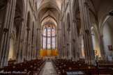 <center></center><center>L'église Saint-Michel-Archange </center> Le monument occupe une superficie de 60 mètres de long sur 30 mètres de large. L'intérieur comporte trois nefs, avec dix chapelles latérales, le choeur et deux chapelles absidiales.