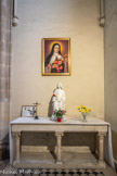 <center> Chapelle de sainte Thérèse de l'Enfant Jésus et de la sainte Face.</center>Chapelle de sainte Thérèse de l'Enfant Jésus et de la sainte Face ou sainte Thérèse de Lisieux.