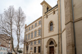 <center></center><center>L'église Saint-Michel-Archange </center> La quatrième cloche est visible et installée dans un clocheton situé au dessus de la sacristie.