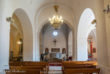 <center>L'église Saint Martin.</center><center>L'église Saint Martin.</center>  Les deux travées de la nef sont voûtées en berceau surbaissé, les trois travées des bas-côtés sont voûtées sur croisées d’ogives. La nef, très ancienne, romane dès l'origine, a été construite vers 1125. Les piliers sont de la même époque. La voûte a été détruite à la fin du XVIe siècle par une troupe d'hommes d'armes qui avait envahi le village. On la reconstruisit alors en matériaux ordinaires de mauvaise qualité.