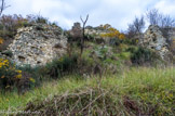 <center><center>Restes du château de Saint-Maime. </center></center><center>Restes du château de Saint-Maime. </center> XIIe siècle. Il appartenait aux comtes de Forcalquier.