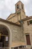 <center>St Jean Cap Ferrat</center>La chapelle Saint Hospice. Le portique fut sonstruit en 1826, à l'initiative et aux frais du roi Charles-Félix et de son épouse Marie-Christine.