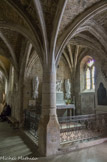 <center>Le cloître</center>Chapelle de la Croix, donnant accès au cloitre.