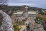 <center></center><center>Malaucène. </center> Église Saint-Michel, fin XIIIe s - XIVe et XVIIIe s pour le chœur, bâtie en grande partie sous le pape Clément V. Les contreforts ont été murés afin de fortifier l'église durant les guerres de religion (1579). Au XVIIIème siècle (1703-1714), achèvement de l’église par le Chevalier Mignard, fils du peintre Nicolas Mignard.