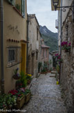 <center>Sainte-Agnès</center>À partir du XVIème siècle, c'est la France qui constitua désormais la principale menace pour les Etats de Savoie, spécialement à l'époque de Louis XIV puis de Louis XV. Le village fut finalement réuni à la France en 1860, lors de la création du département des Alpes-Maritimes.