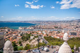 <center>Vue de Notre-Dame de la Garde.</center>Le Vieux Port.