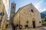 <center>Puget-Théniers</center>Eglise Notre-Dame de l'Assomption. Puget-Théniers dépendait de l'évêché de Glandèves. En 1066 l'église appartient à l’abbaye de Lérins. Cette abbaye possède alors de nombreuses propriétés alentour. Le 4 juin 1599, le R.P. Lascaris, prieur, accepte d’entretenir deux moines et un prêtre pour le service de la paroisse sous condition que les droits de l'abbaye de Lérins soient sauvegardés. Cette situation va durer jusqu’en 1793.