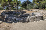 <center>La chapelle Saint Blaise</center>Deuxième chapelle du Moyen-Âge central (Xe-XIe siècles). La construction d'une église plus petite nécessite la destruction de l'ancien édifice devenu trop grand pour la petite communauté.