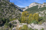 <center>Saint Guilhem le Désert. </center> Le rempart du XIIe siècle.