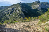 <center>Saint Guilhem le Désert. </center> La calade.