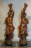 <center>Le musée de la Marine</center>Décor de provenant du vaisseau le Montebello (1812 – 1889). Atlantes représentant « Hercule vêtu de la peau du lion de Némée ». Les deux figures en pied forment une paire disposée symétriquement à l'arrière du navire.