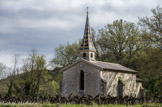 <center>La Chartreuse de Valbonne</center>Les chartreux reconstruisirent à partir de 1250 la chapelle de l'ancien couvent des moniales de Bondilhon, situé à quelques centaines de mètres de leur monastère. Ils la placèrent sous la protection de saint Jean Baptiste qui comme eux se retira au désert. Cette chapelle romane intègre des décors intérieurs de style gothique.