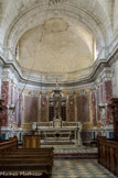 <center>Le chœur des Pères. </center>Le chœur de la Chapelle à pans coupés est recouvert de marbre d'Italie.
