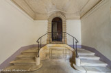 <center>Le vestibule</center>C'est le passage entre les deux cloîtres et qui ouvre sur le Réfectoire des Pères.