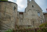 <center>Le long des remparts gallo-romans.</center>