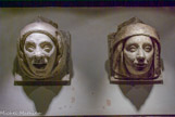 <center>Palais Jacques Coeur. </center> Copies des masques de la façade. Les masques qui s'y trouvent sont des copies de ces copies.