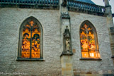 <center>Château de Meillant. </center>La chapelle du 16° ornée d'un magnifique retable et de remarquables vitraux, aux contreforts sumontés de pinacles.