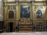 <center>Chapelle de l'Annonciade.</center>L'Annonciation au centre. A droite, la Nativité. A gauche, la présentation de la Marie au Temple.