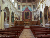 <center></center><center> Eglise de la Madeleine </center> Les peintures sont datées, et ont été faites au XIXè siècle. Les autels en marbre datent de la même époque, ce qu'on voit à leur forme. Les autels en bois sont du XVIIe siècle.