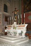 <center>Maître autel.</center>Croix provenant de Notre Dame de Lausa.