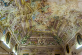 <center>Palais Borea d'Olmo</center> La section historique se trouve dans un des salons qui contient des fresques et aussi le grand retable provenant du Sanctuaire de la Madonna della Costa.