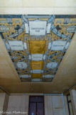 <center></center><center> Tribunal de Commerce. </center> Le plafond du hall est décoré d'une toile de Charles Zubienan où l'artiste a symbolisé les étapes de la création des lois du commerce en France.