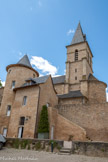 <center>Le château de Bournazel</center>L'église.