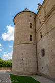 <center>Le château de Bournazel</center>Les nouveaux propriétaires ont depuis 2007, décidé de rendre à ce joyau de la Renaissance son lustre en restituant les volumes et décors du XVIème siècle. Les parties détruites sont reconstruites à l’identique avec des techniques traditionnelles.