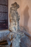 <center>Saint-Côme-d’Olt. </center>La chapelle recèle une statue de saint Michel qui ornait la partie supérieure du portail de l'église Saint-Côme-et-Saint-Damien jusqu'en 1990, période à laquelle elle a été déposée pour raisons de sécurité