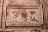 <center>La cathédrale Notre-Dame de Rodez</center>Chapelle du Sacré Cœur. Au-dessus du tombeau, une ancienne table d'autel en marbre blanc au décor hispano-mauresque (Xème siècle) provient de l'ancienne cathédrale romane, et fut utilisée comme retable en 1525. Une zone centrale lisse est entourée d'un rebord décoré, fait d'arceaux et de bandeaux. On la doit à un certain évêque Deusdedit (épiscope de 961 à 1004). Son style l'apparente à d'autres autels du IXe et du Xe siècle conservés dans l'Hérault, et laisse supposer une influence byzantine. En 1662, elle a été peinte d'une Vierge à l'enfant sur l'ordre des chapelains de la cathédrale. Elle est nimbée de rayons en forme de flammes, et accompagné de deux anges porteurs de lys.
Guillaume d'Ortolan, (1396-1416) autre évêque de Rodez est inhumé dans la même chapelle.