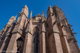 <center>La cathédrale Notre-Dame de Rodez</center>Le chevet avec les absidioles du déambulatoire.